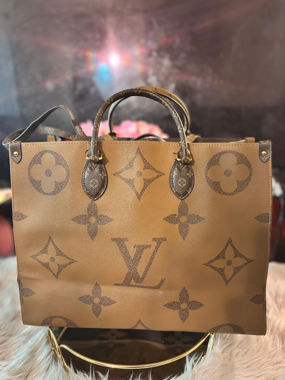 Louis Vuitton Brown Monogram Canvas Tote Bag GM Size Like New - Picture 2 of 7